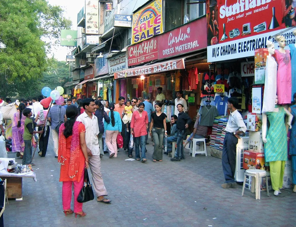 sarojini nagar market