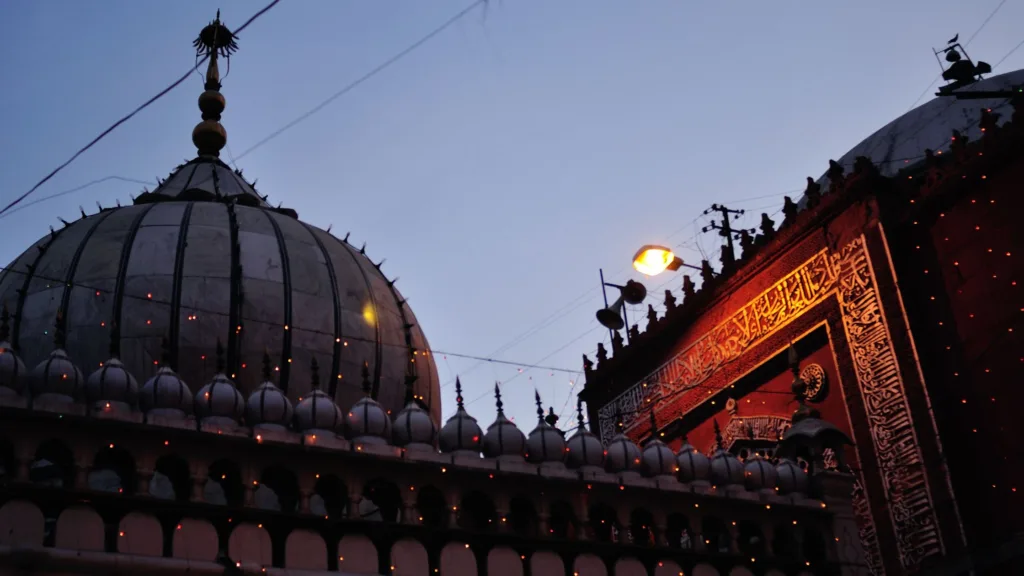 Evening view of Dargah