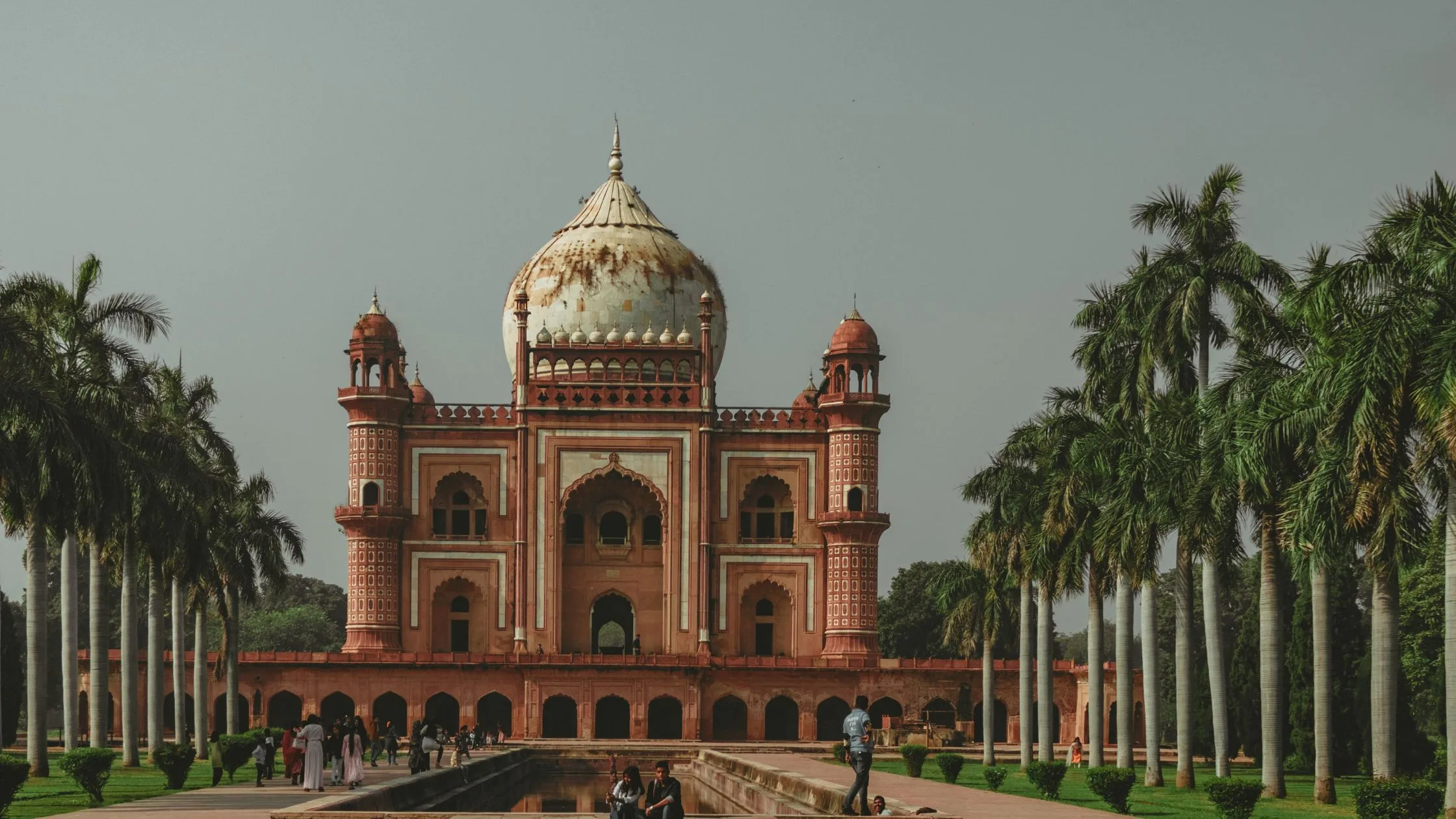 Front image of the tomb. 