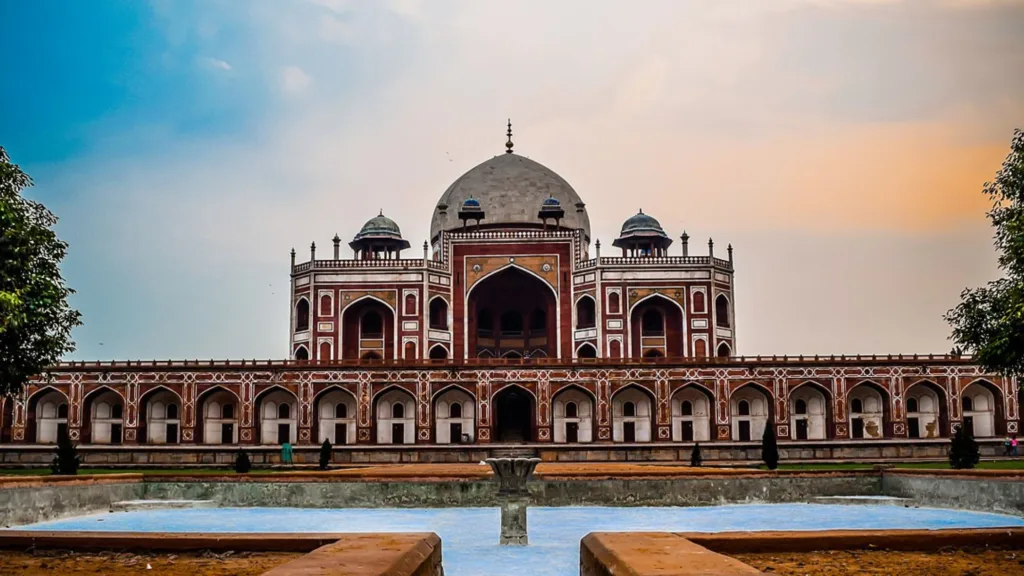 An outside view of Humayun's Tomb.