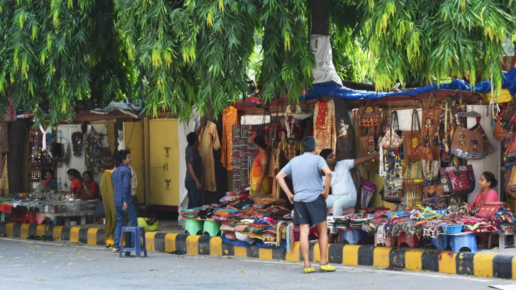 10 Famous Markets In Delhi That You Must Visit 4873