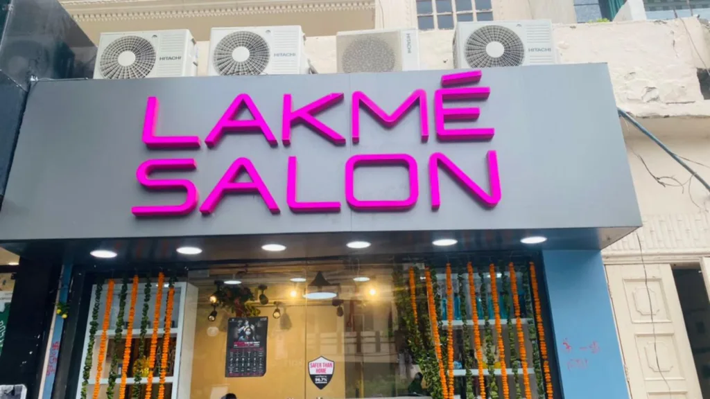 An outside view of Lakme Salon