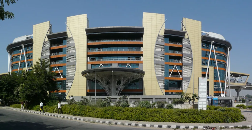 outside view of HUDA city center metro station.