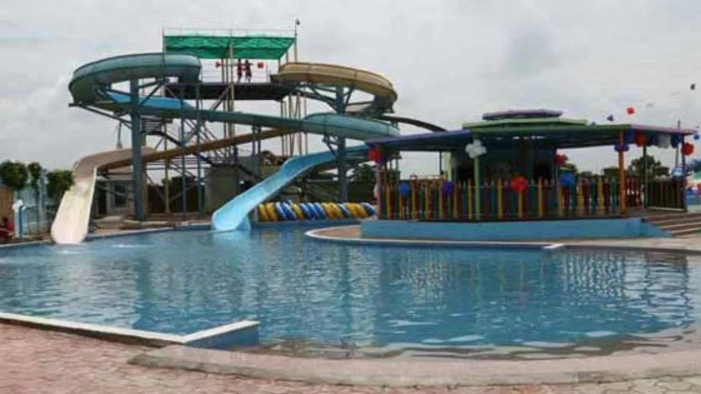 A view of water park at FFUNMAX amusement and water park in Faridabad.