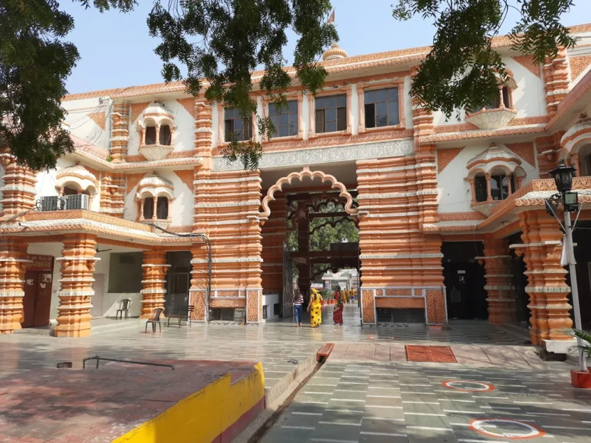 Outside view of Sheetala Mata Mandir in Gurugram