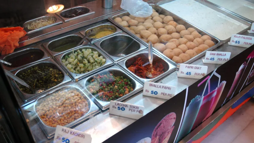 Best street food in Delhi