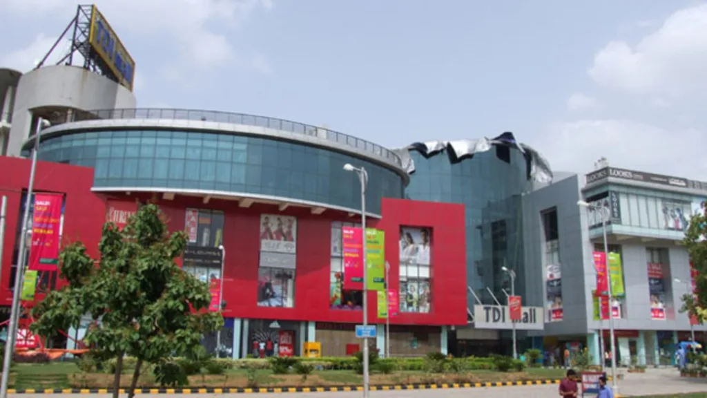 A view of Rajouri Market in Delhi